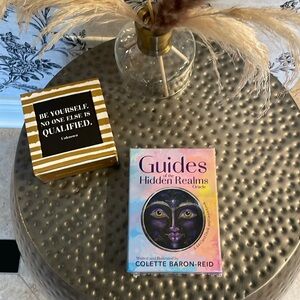 NIB Guides of the Hidden Realms oracle deck